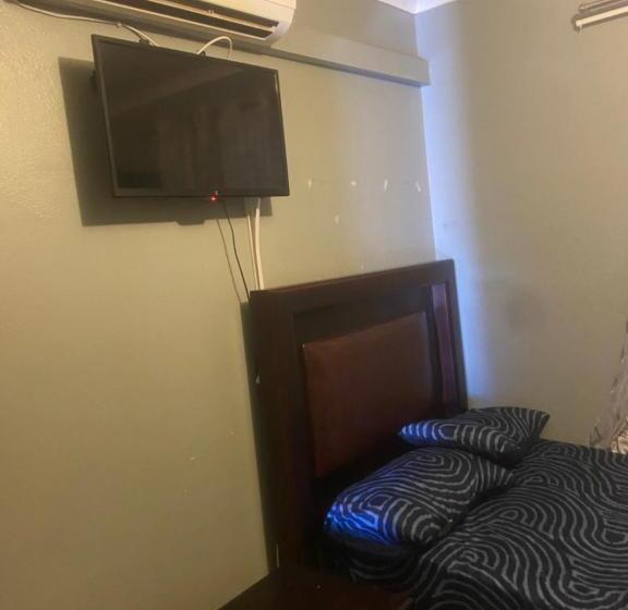 پانسیون Juzee Guest House And Accommodation