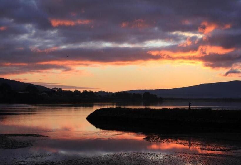 펜션 La Riviera Guesthouse