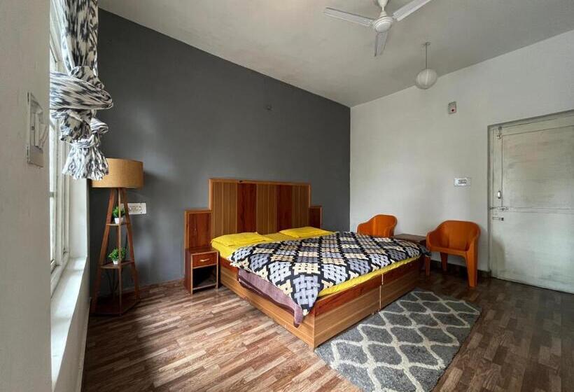 פנסיון Tripzlabs