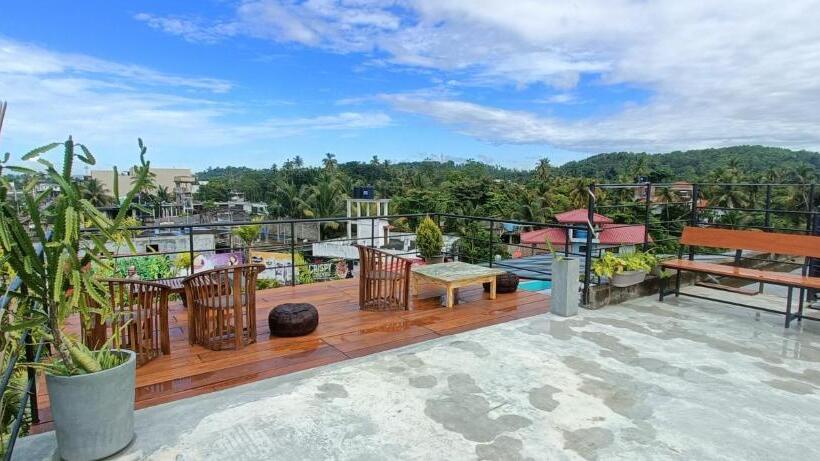 فندق صغير Yasis Surf Lodge