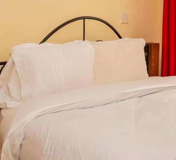 تختخواب و صبحانه Ahadi Bed&breakfast