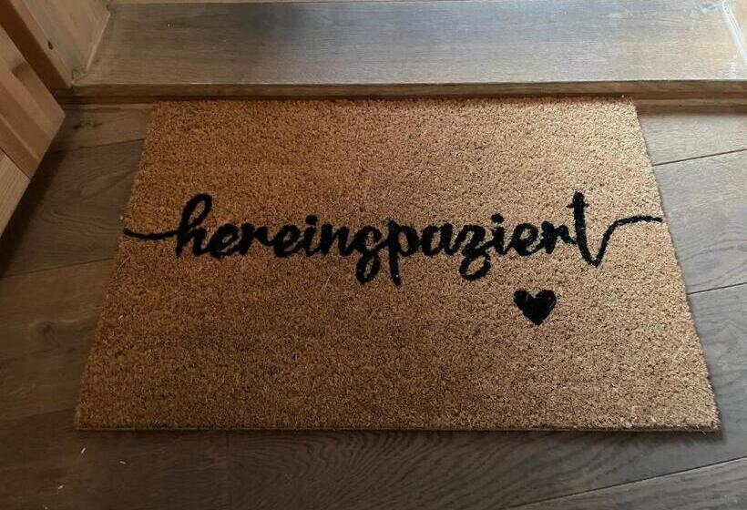 تختخواب و صبحانه Pension Am Markt Meißen