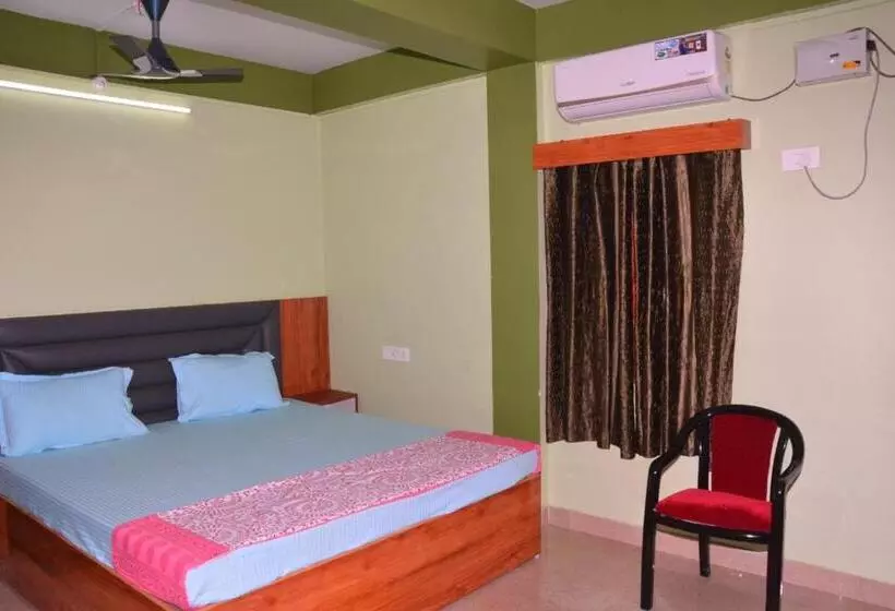 Aamiaismajoitus (B&B) Sea Sun Paradise, Opp. Kalapani Museum, Garacharma