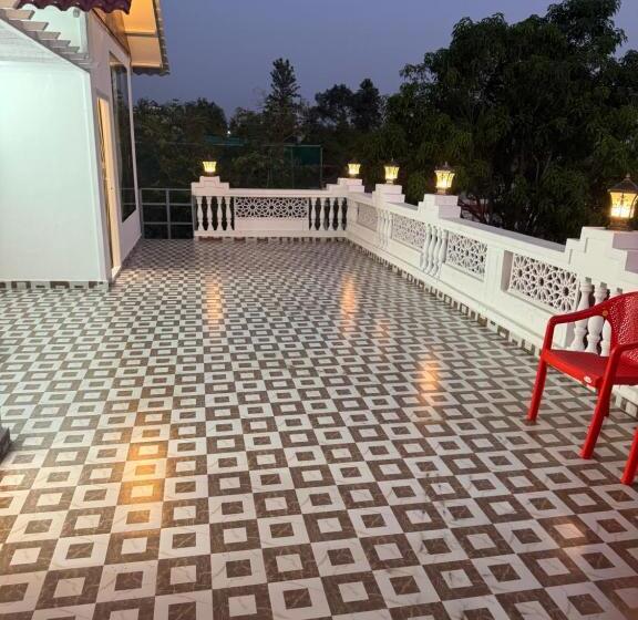 فندق A To Z Farmhouse