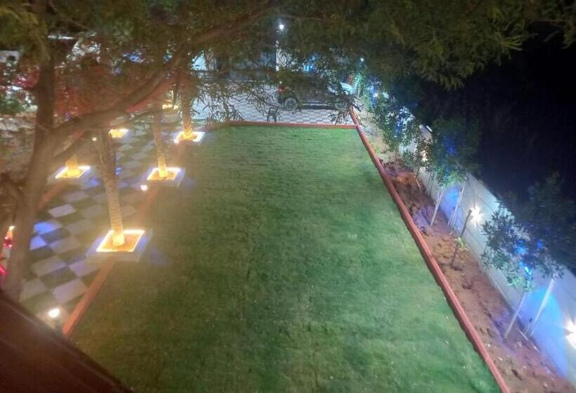 فندق A To Z Farmhouse