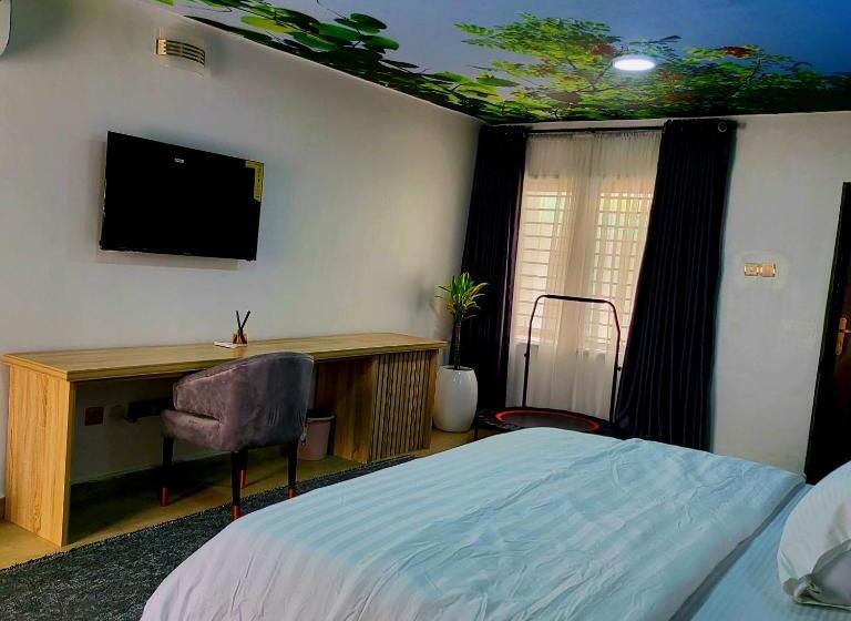 هتل Isim And Misi Wellness Centre