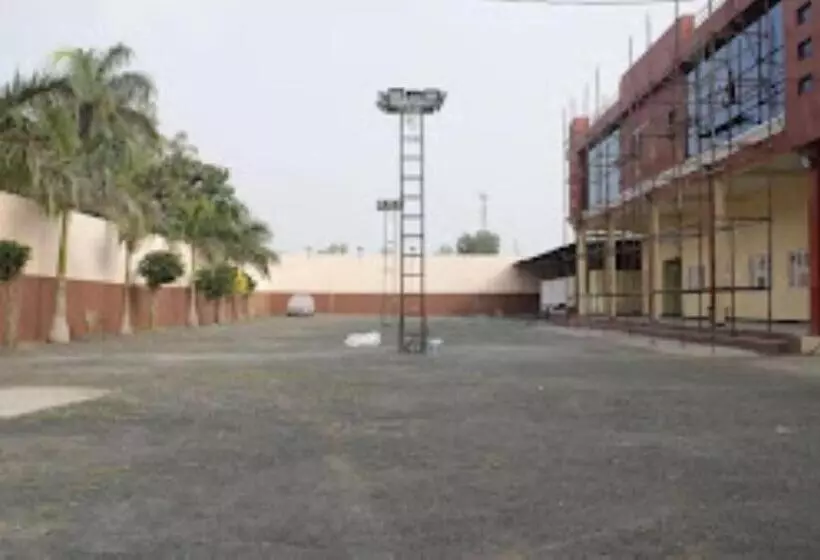ホテル Kalpshil Ashta , Ashta