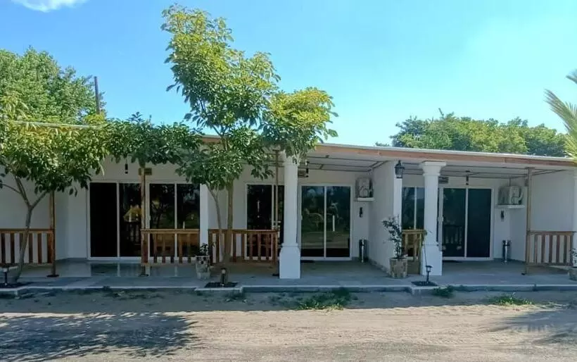 ホテル Kountry Palm