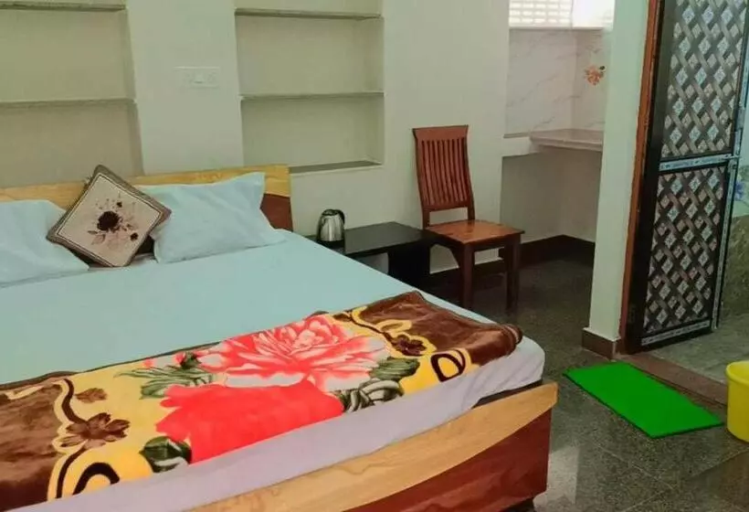 هتل Oyo 8201 Blg Villa Guest House