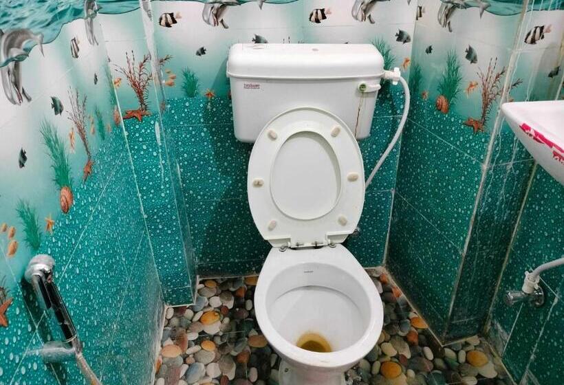 Hotelli Oyo Gaurav Restaurant And Party Zone