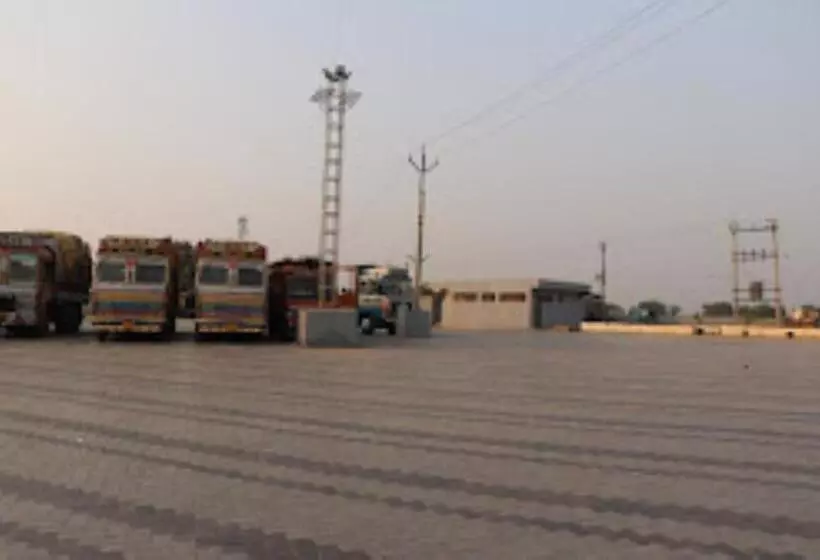 ホテル Sammati Gobhalaj