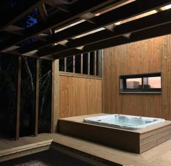 ホテル Ségala & Spa