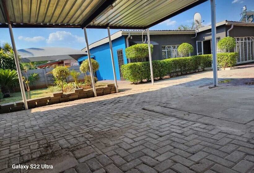 Otel Wampex Guest House Rustenburg