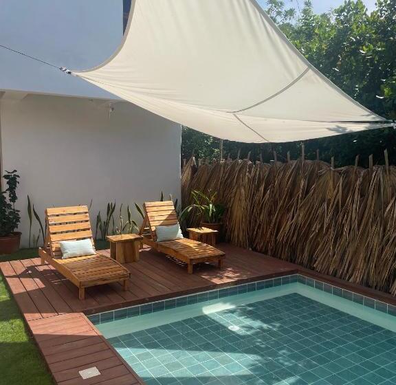 هتل Wander Boutique