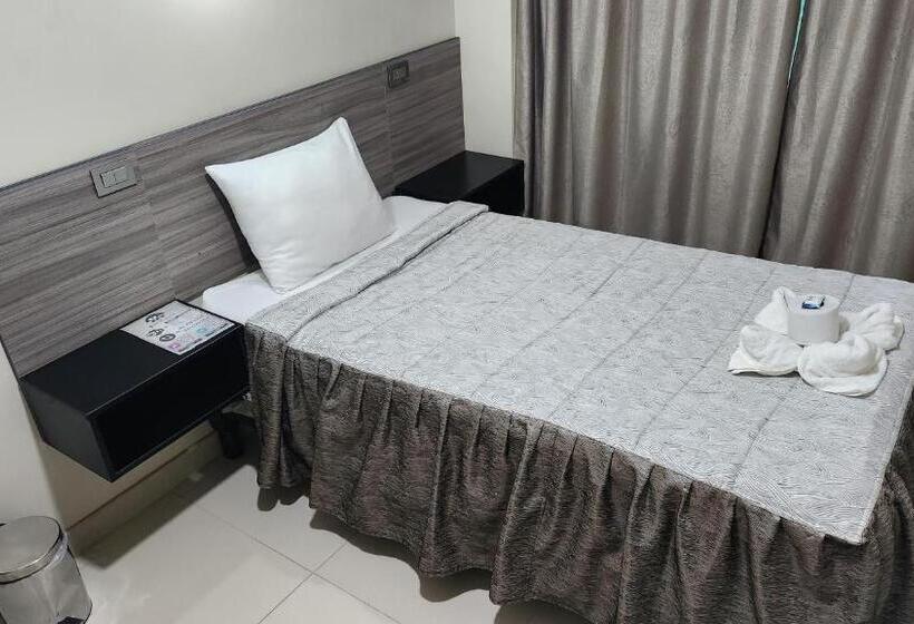 ペンション Hostal El Reflejante