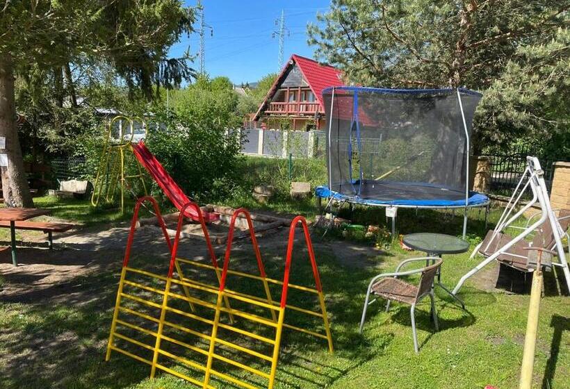 펜션 Izba Vladimír Penzión Pod Smrekom