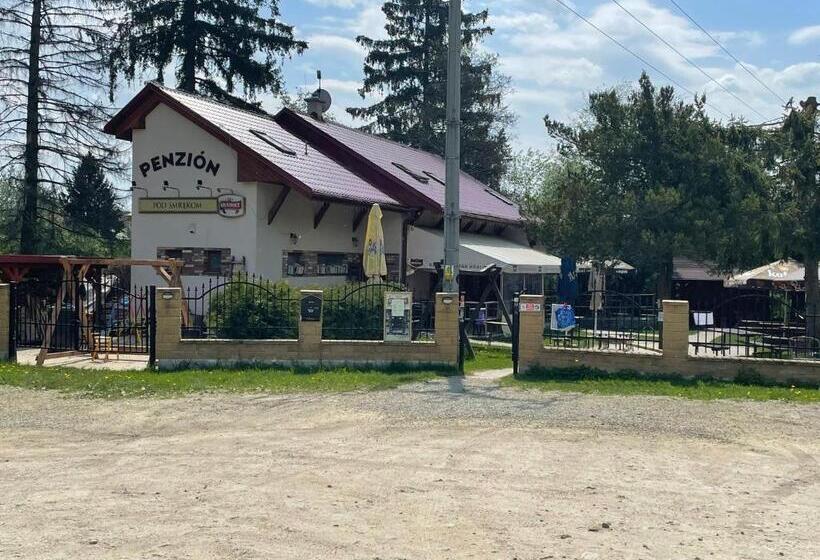 펜션 Izba Vladimír Penzión Pod Smrekom