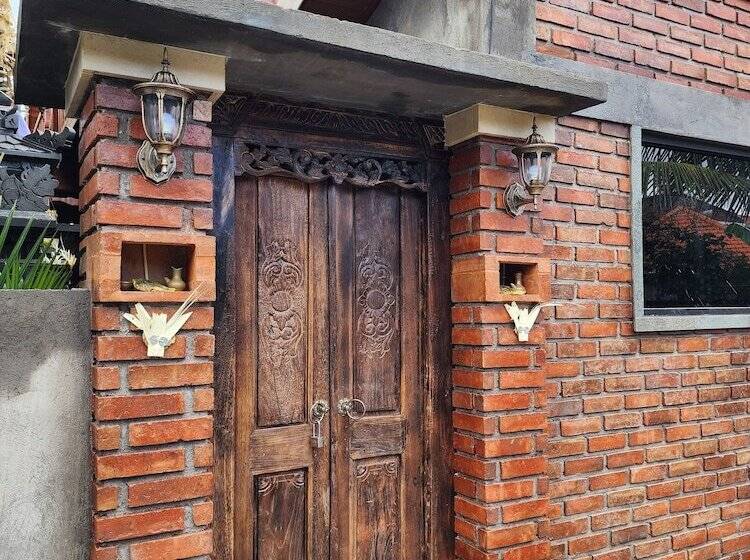 Пансион Jineng Guest House By The Swand