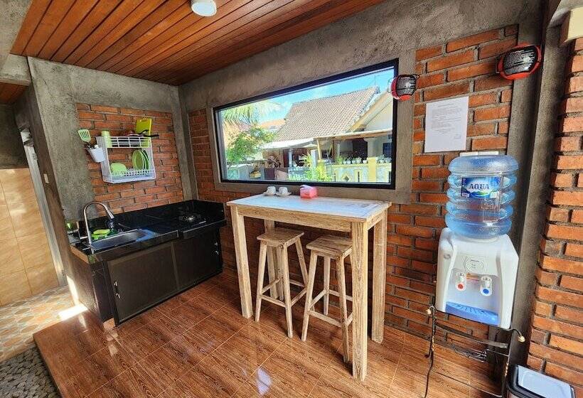 Пансион Jineng Guest House By The Swand