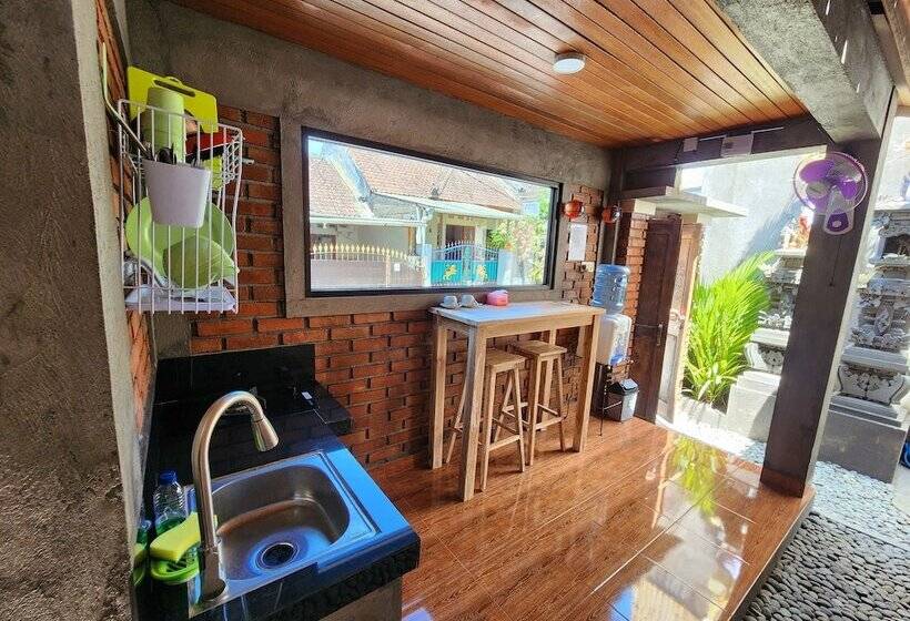 Пансион Jineng Guest House By The Swand