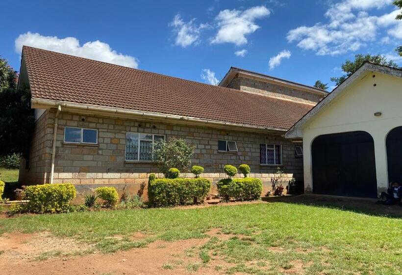 پانسیون Lisa Place Milimani