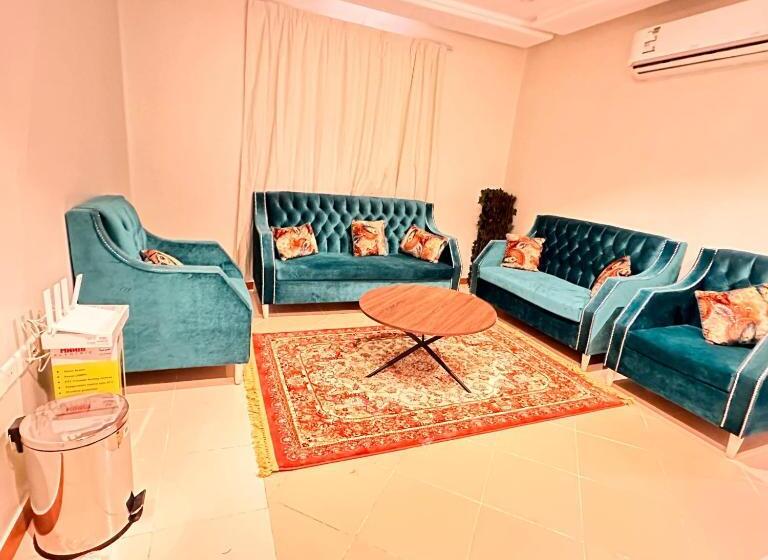 نجد هاوس   نساء فقط Ladies Hostel