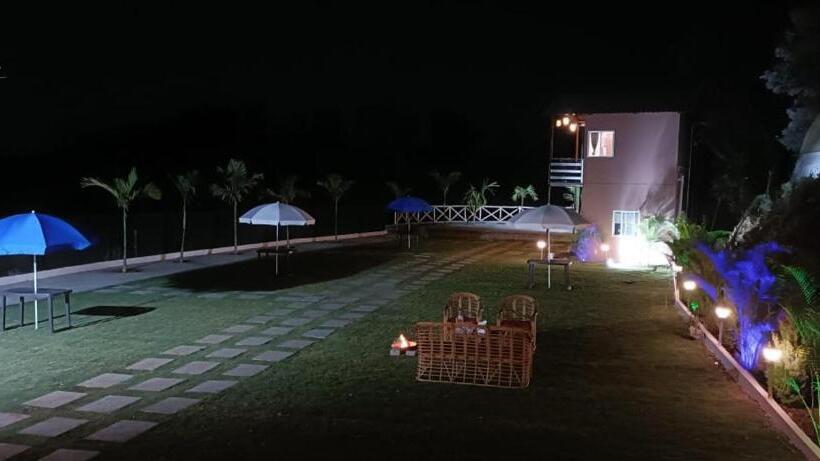 Aandra Lakestay Resort Campzone