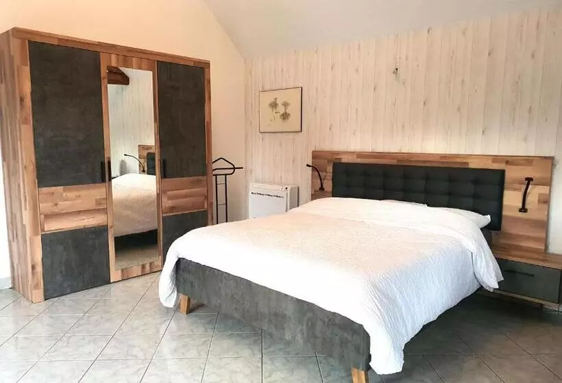 Aamiaismajoitus (B&B) La Chambre Des Châteaux