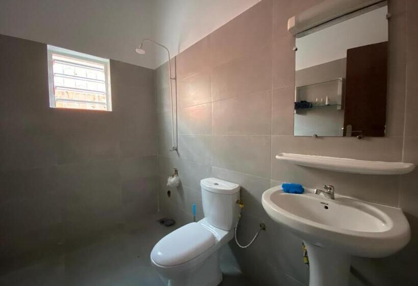 تختخواب و صبحانه Les Amazones Rouges Chambre Bleue