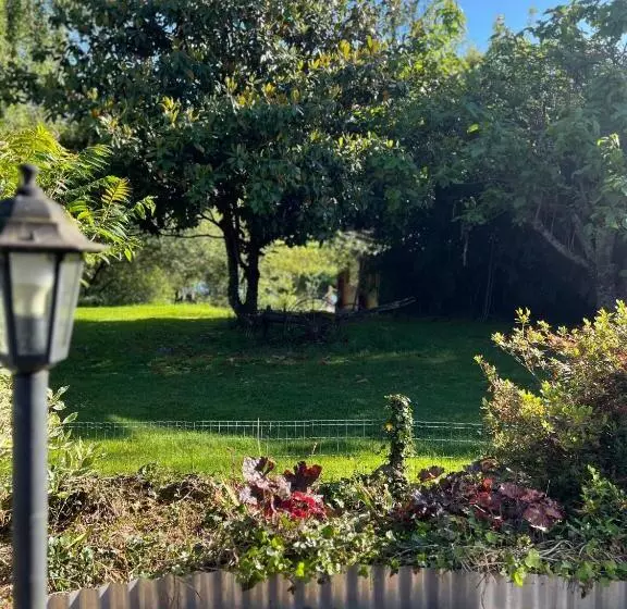 Aamiaismajoitus (B&B) Le Domaine De La Vergnolle