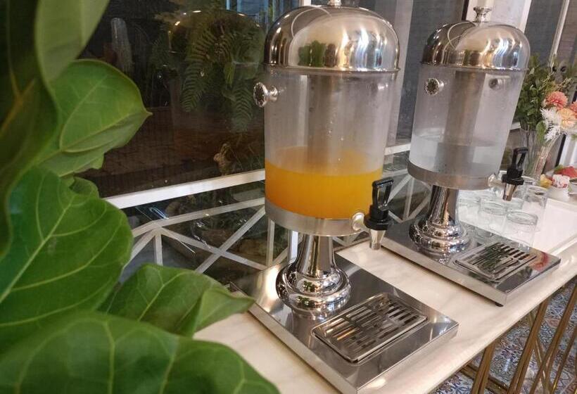 Hotell เรินนายหัว By Koyad Resort