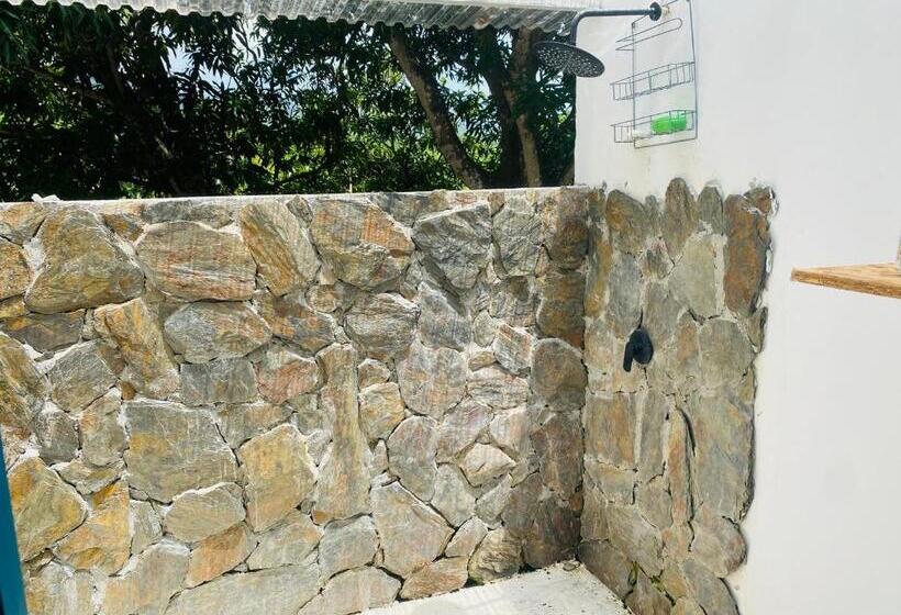 هتل Cabaña Familiar En Afra Reserva Natural