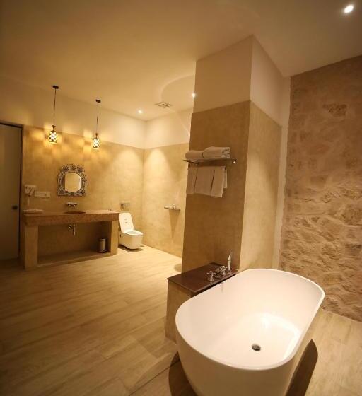 Отель Five Senses  Arya Villa