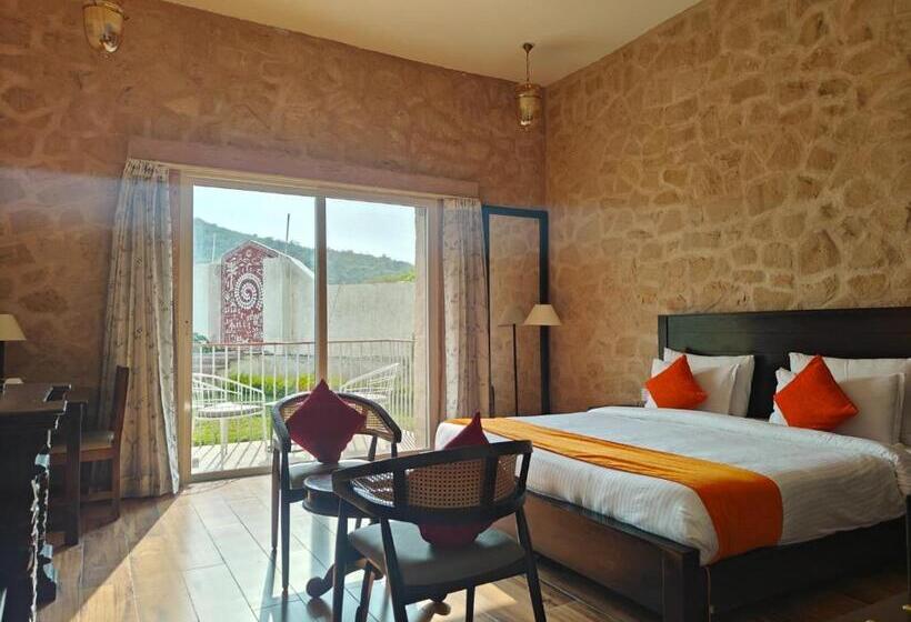 Отель Five Senses  Arya Villa