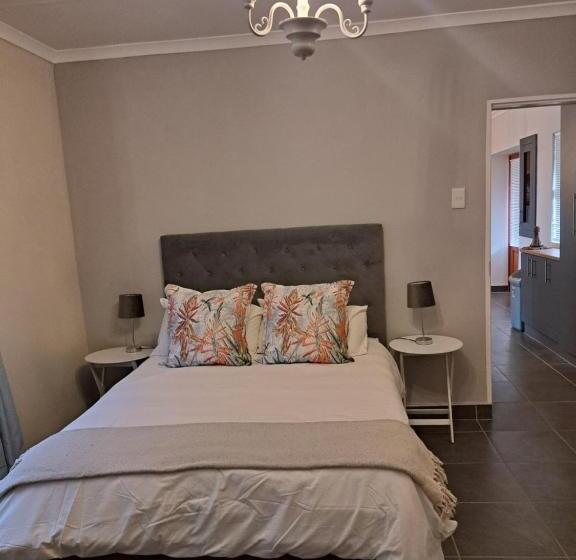 בית מלון כפרי G.v Guestlodge