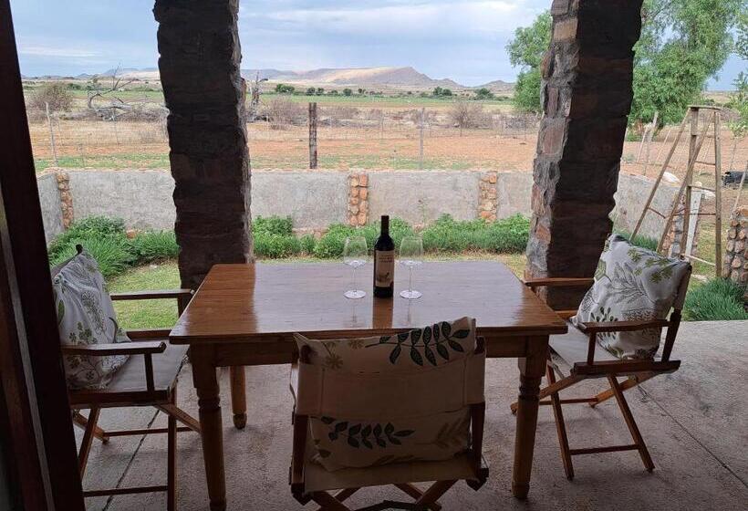 בית מלון כפרי G.v Guestlodge