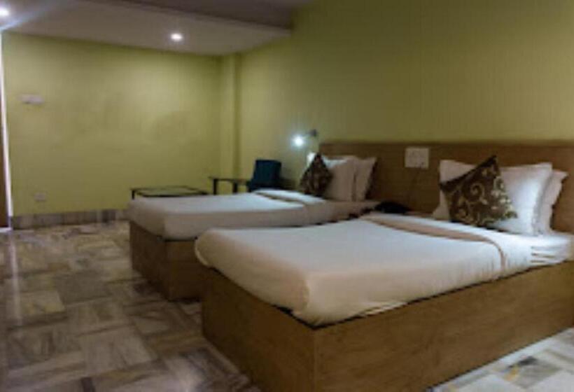 בית מלון כפרי Oasis Surat