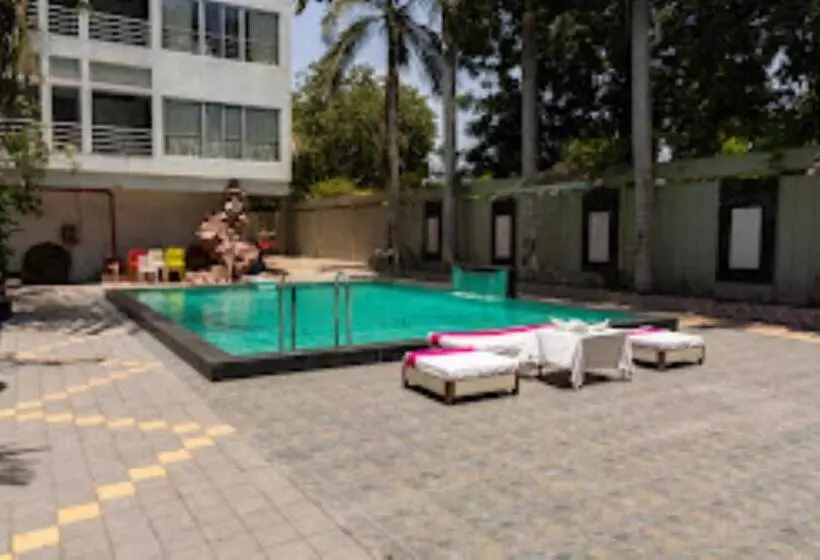 Hôtel Oasis Surat