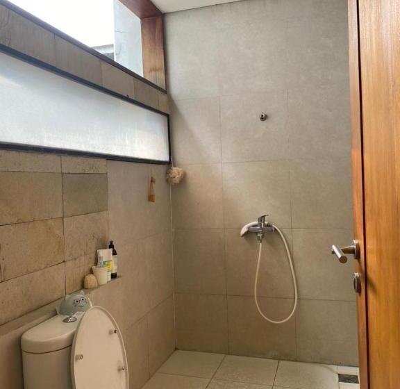 Hotel Oyo 93370 Lot Thirty Six