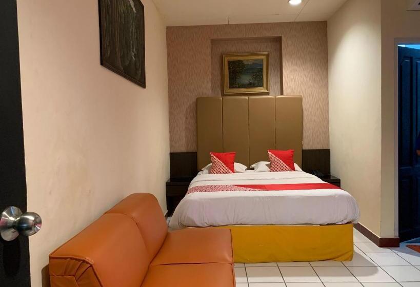 فندق Oyo 93404 Penginapan Fauziah Syariah