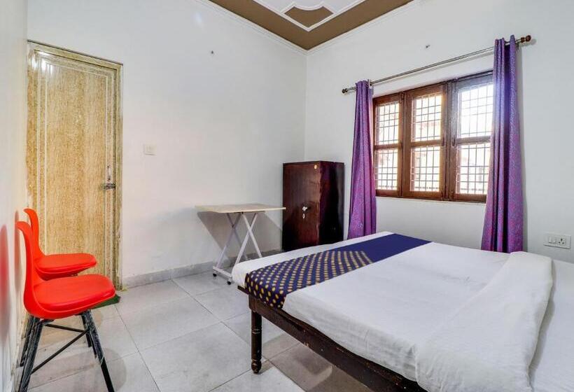 ホテル Spot On Maya Palace