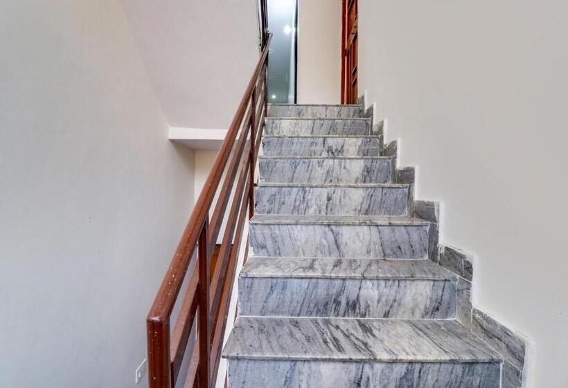 ホテル Spot On Maya Palace