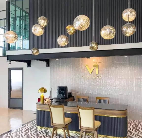 هتل V1 Boutique
