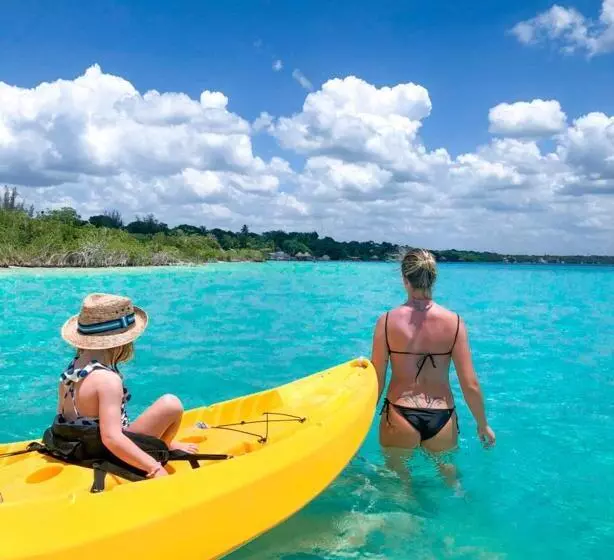 Hotelli Secreto Bacalar Frente A La Laguna   Todo Incluido