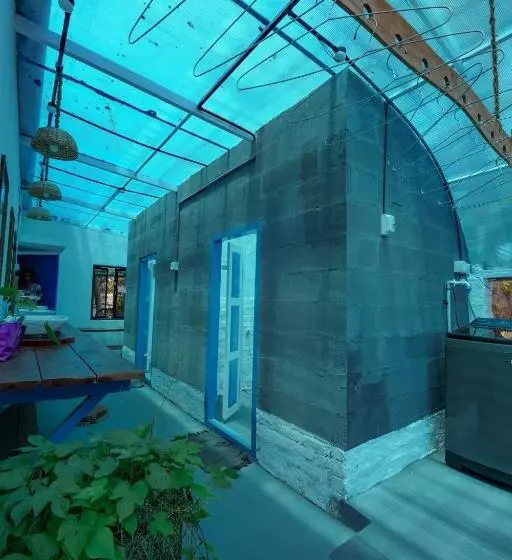 House Of Surf Hostel For Women
