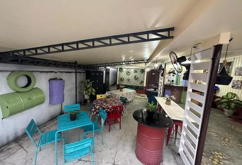 Nappers Hostel