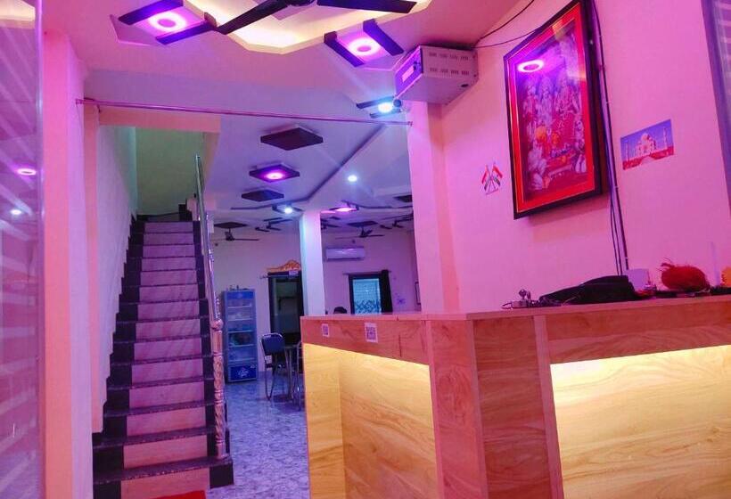 Oyo Hotel Mayansh