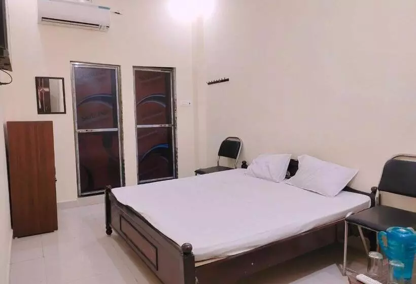 Oyo Hotel Mayansh