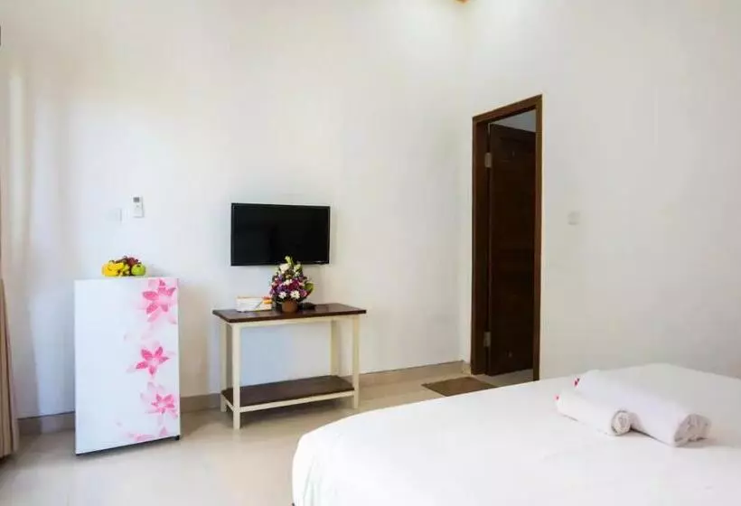 ペンション Canggu Ocean House/purple. By Walk To The Beach!