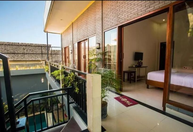 ペンション Canggu Ocean House/purple. By Walk To The Beach!